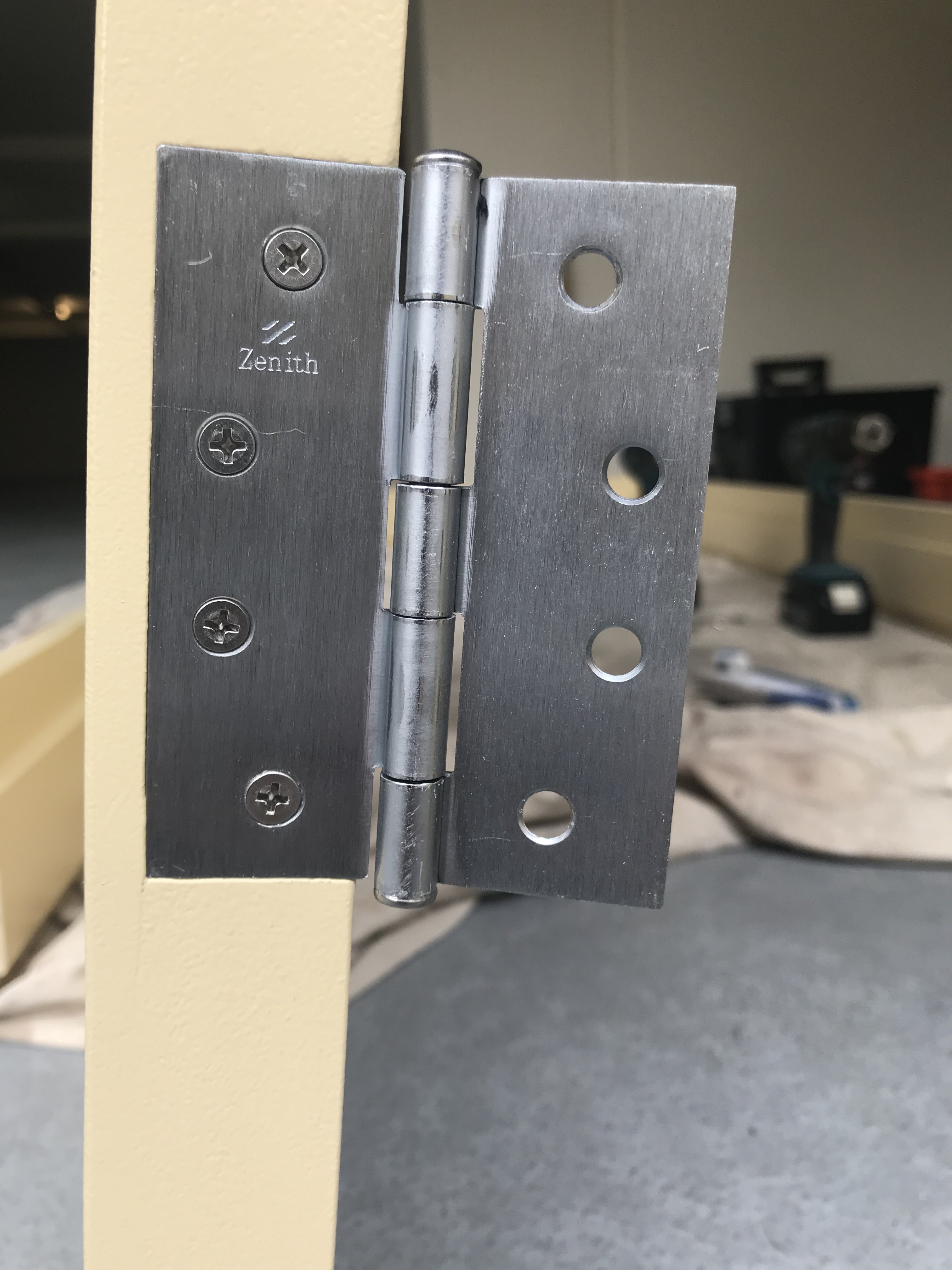 1c Hinge Check Out